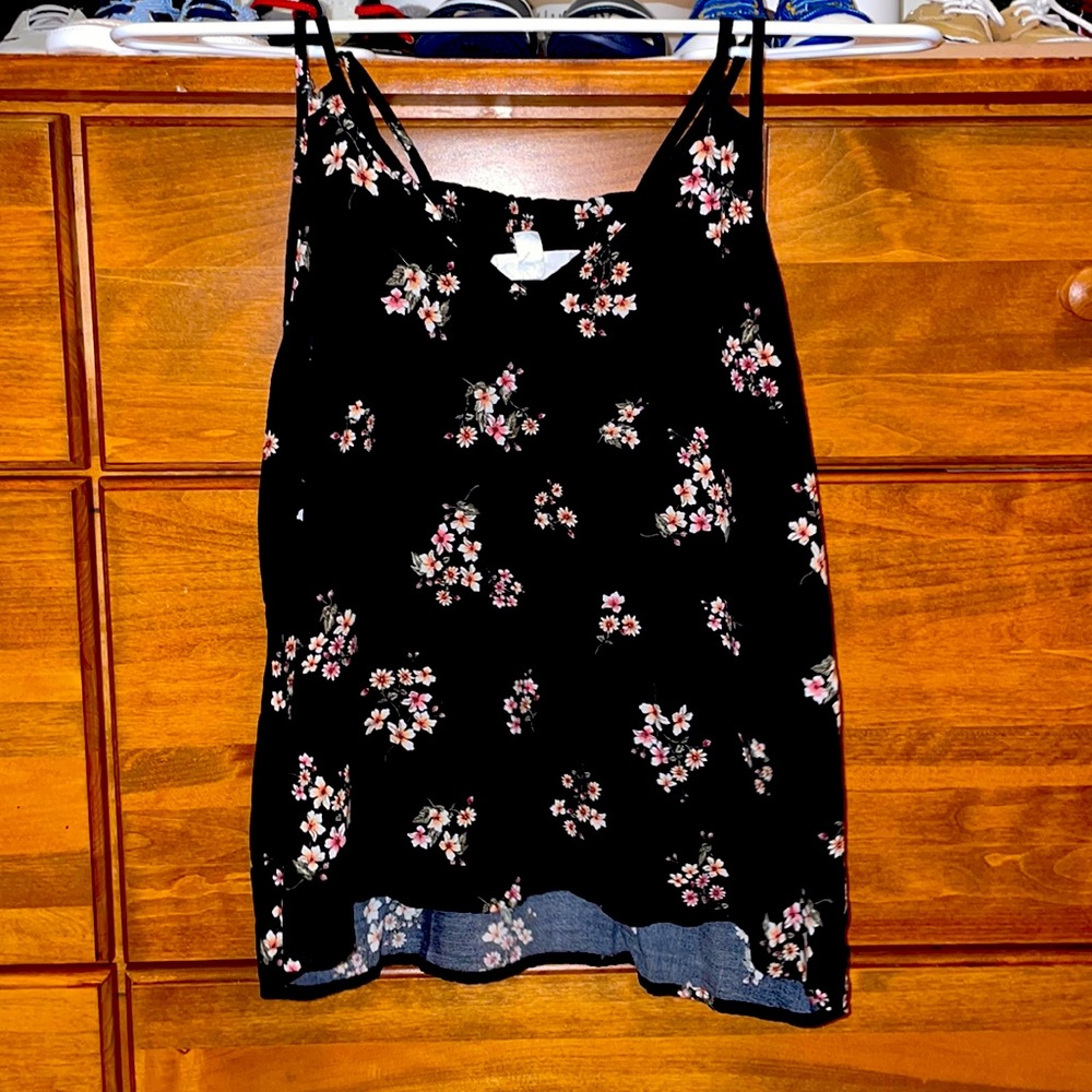 Flowy Tank
